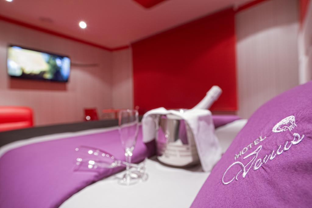 Motel Venus La Coruna Guísamo Eksteriør billede